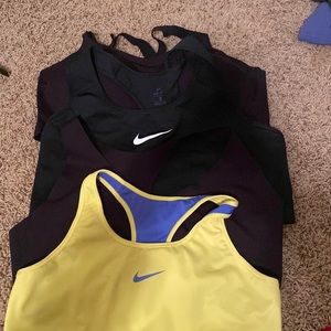 Lot of 4 sports bras XXL